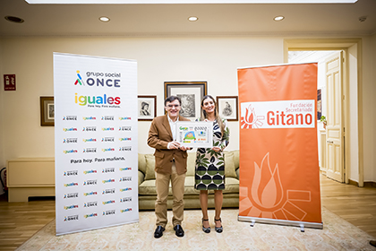 Presentación del Cupón de la ONCE por el 5 de noviembre