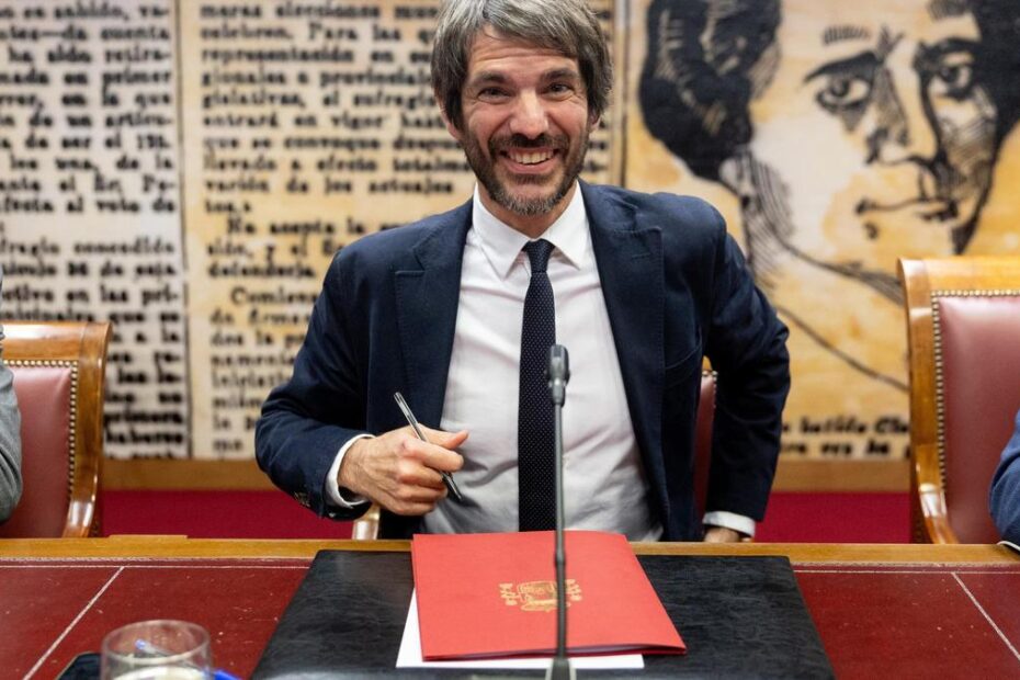 El ministro de Cultura, Ernesto Urtasun